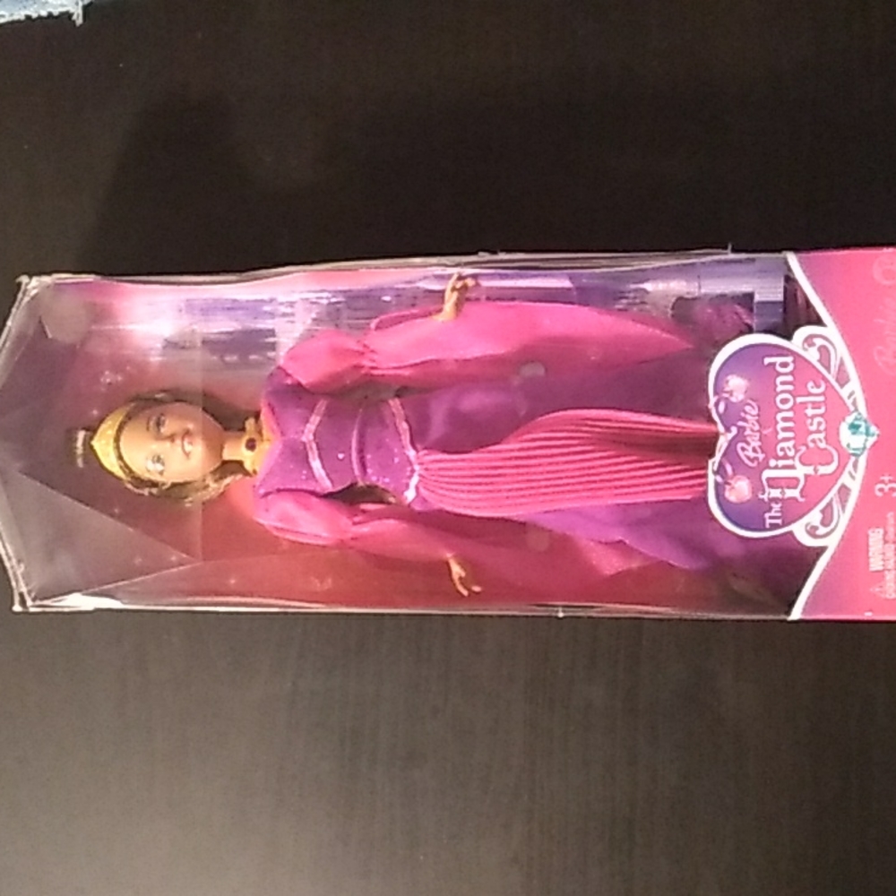 NIB Barbie and the Diamond Castle Phaedra